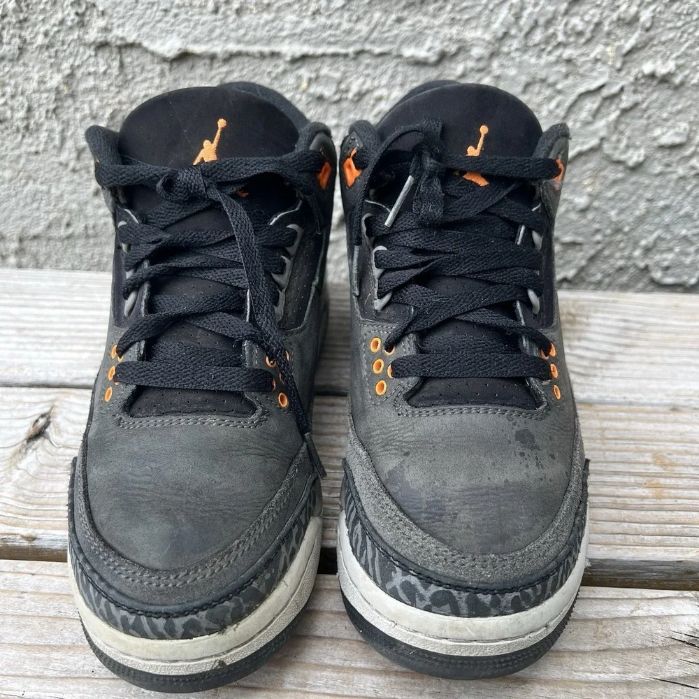 Nike Shoes Size 6Y Air Jordan Retro 3 Fear Pack Grey Orange DM0967-080 With Box